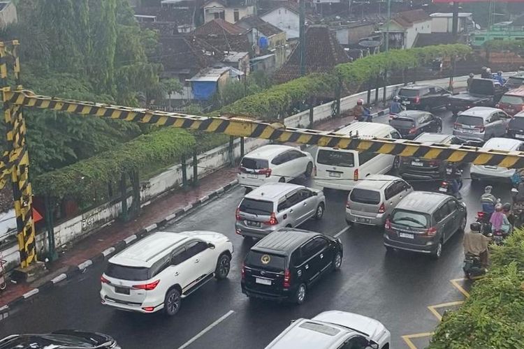 Attachment for Daftar Ceklis Siapkan Perjalanan Mudik Lebaran dengan Mobil Sendiri